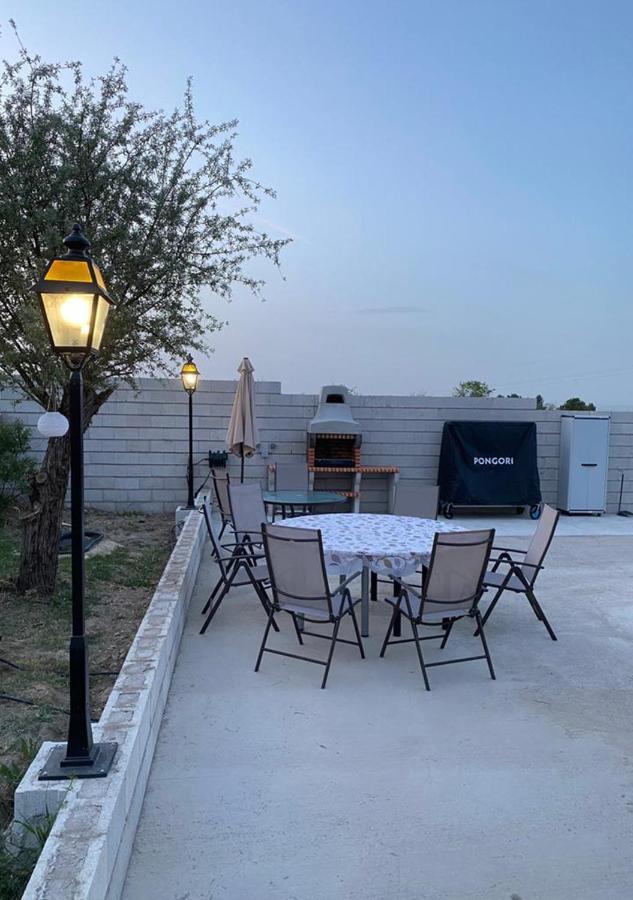Casa Con Piscina, Villa Alarilla Fuentiduena de Tajo エクステリア 写真